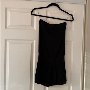 Black romper with pockets!